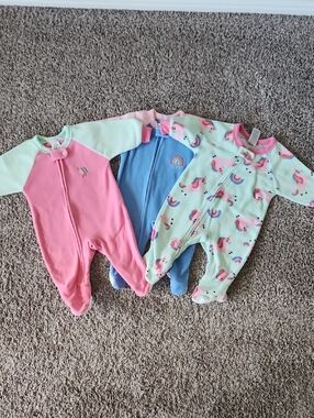 Gerber Baby Girls Unicorn & Rainbow Footed One-Piece Sleepers - Pink, Blue, Mint
